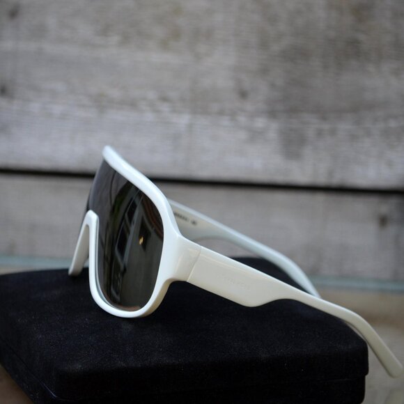 Michael Kors Oversize White Mirror Sunglasses main image 5